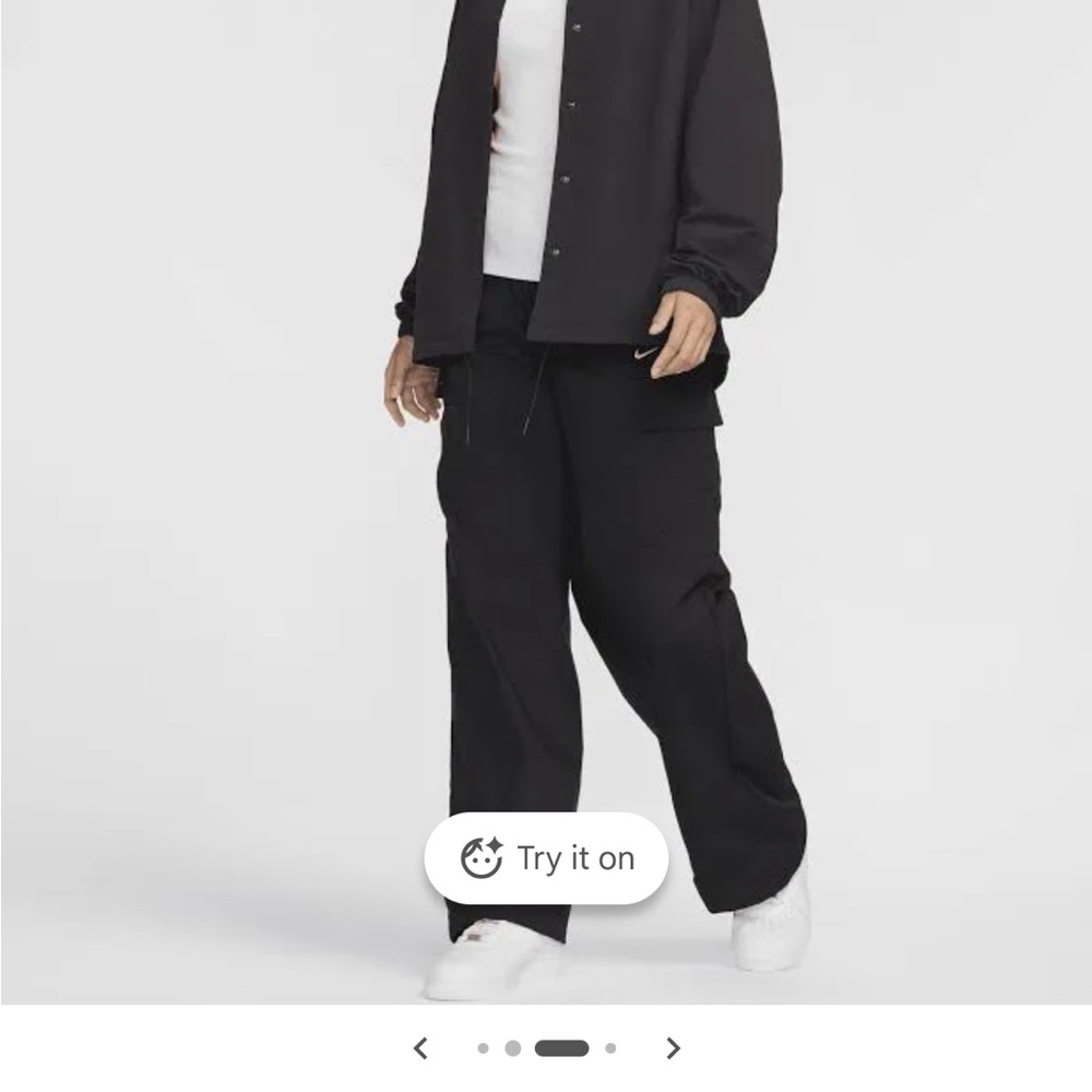 Nike Women's Sportswear Essential Oversized UV Coaches' Jacket in Black Large - Picture 7 of 15